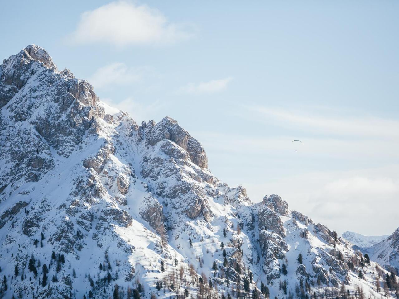 Отель Rifugio Graziani Huette Сан-Виджилио-ди-Мареббе Экстерьер фото