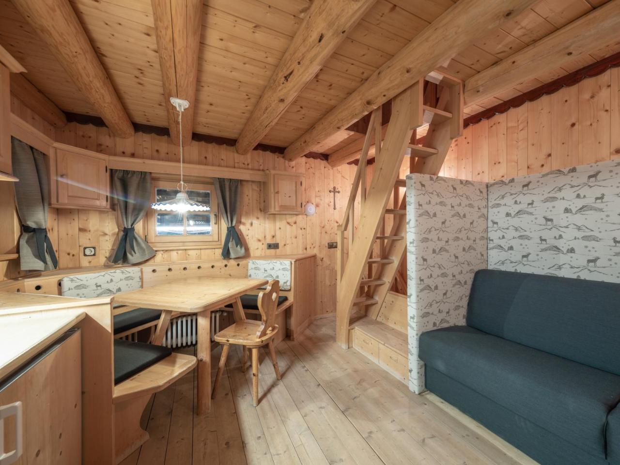 Отель Rifugio Graziani Huette Сан-Виджилио-ди-Мареббе Экстерьер фото
